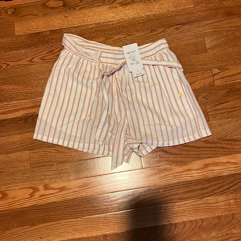 Roxy shorts